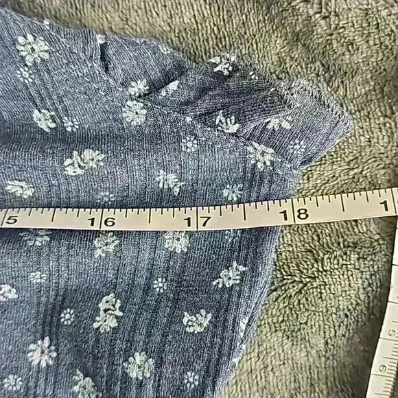 True Craft Women's Blue Floral Ruffle Sleeveless Tank Top Casual Cute - Picture 5 of 8